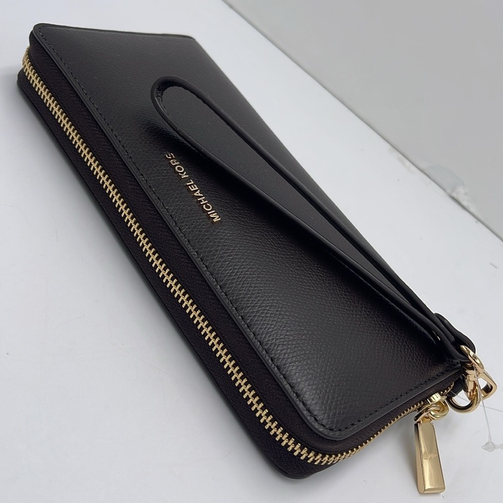 Michael Kors JST Lg Leather Continental Wallet Wristlet Phone Holder 
Chocolate - Picture 15 of 16